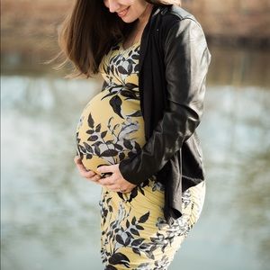 Pea in the Pod Side Rushed Bodycon Dress